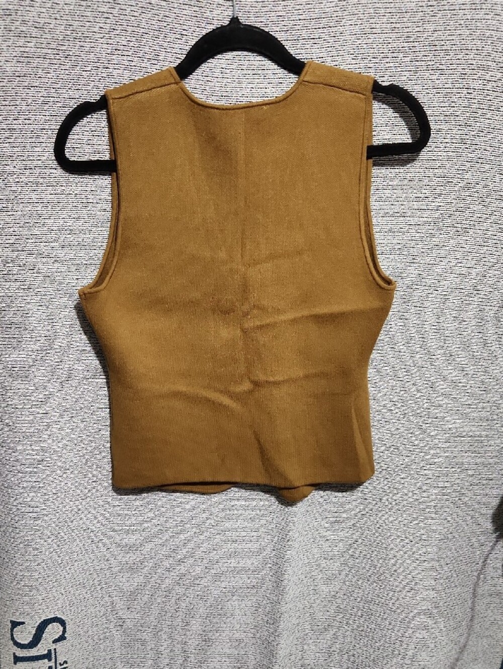 Zara Women's Caramel Button-Front Knit Vest - Picture 4 of 4